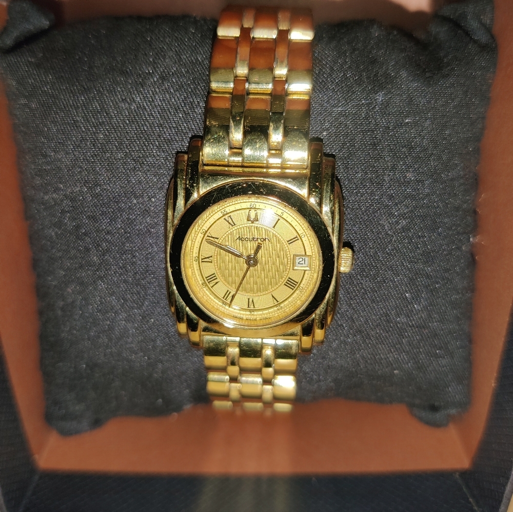 Accutron Ladies Quarts Empire Swiss Art Deco Vintage